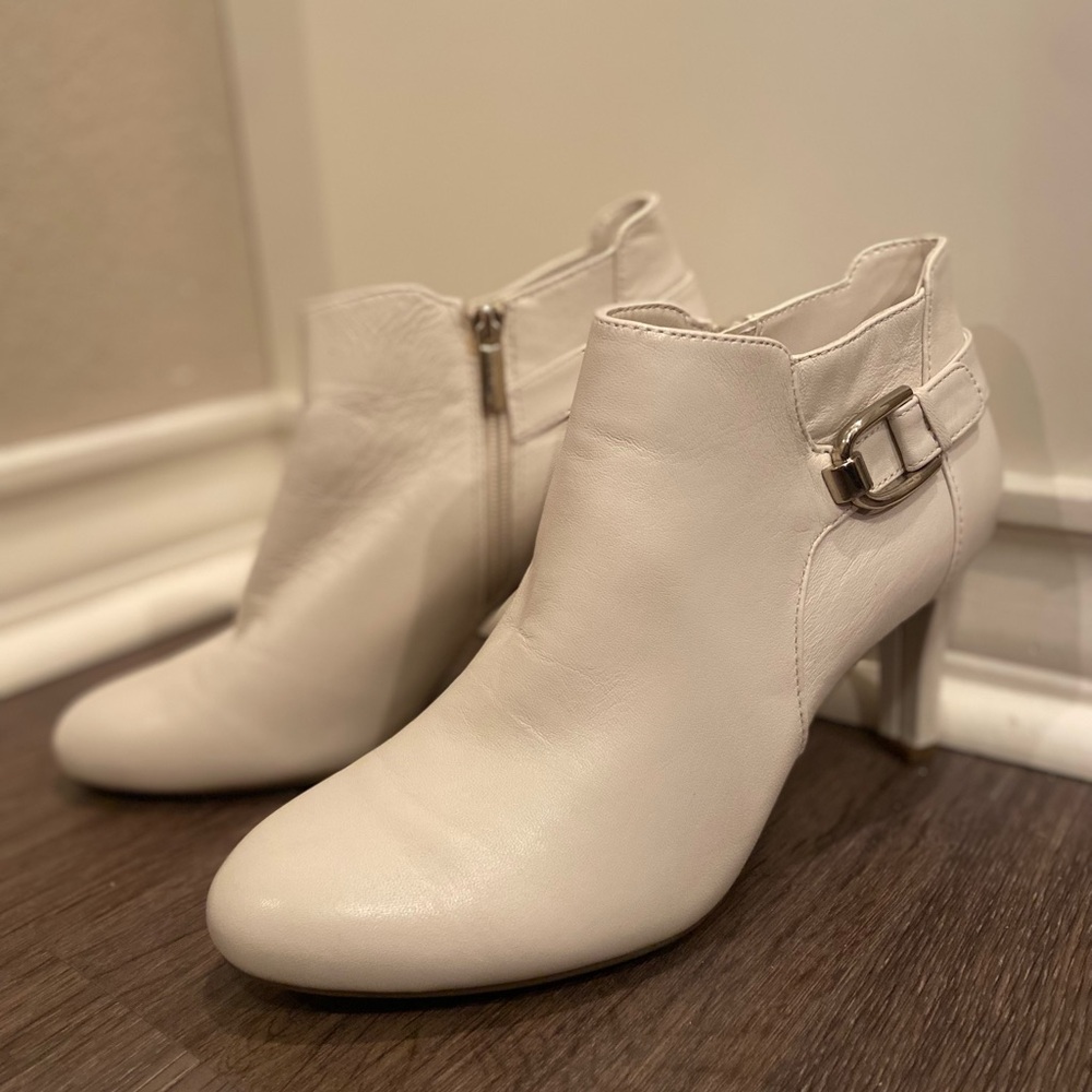 Bandolino White Ankle Booties
